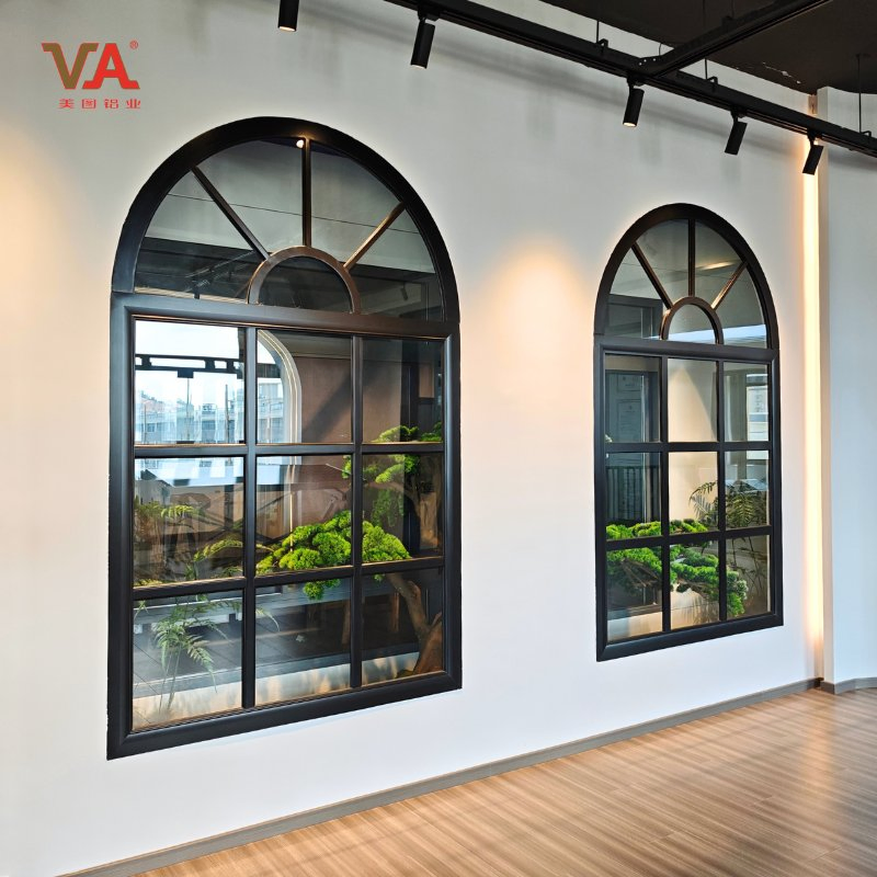 Термоокно с энергосберегающим стеклом для дома