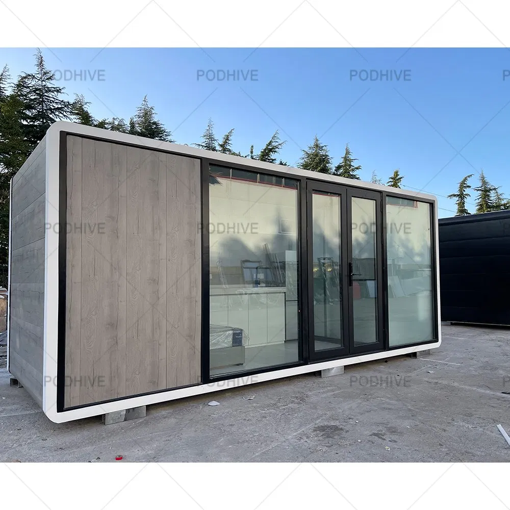 Customized 20FT Modular Modern Tiny Apple Cabin House Wooden 2-Story Pod House Bedroom Outdoor Kitchen Apartment Use-Made China