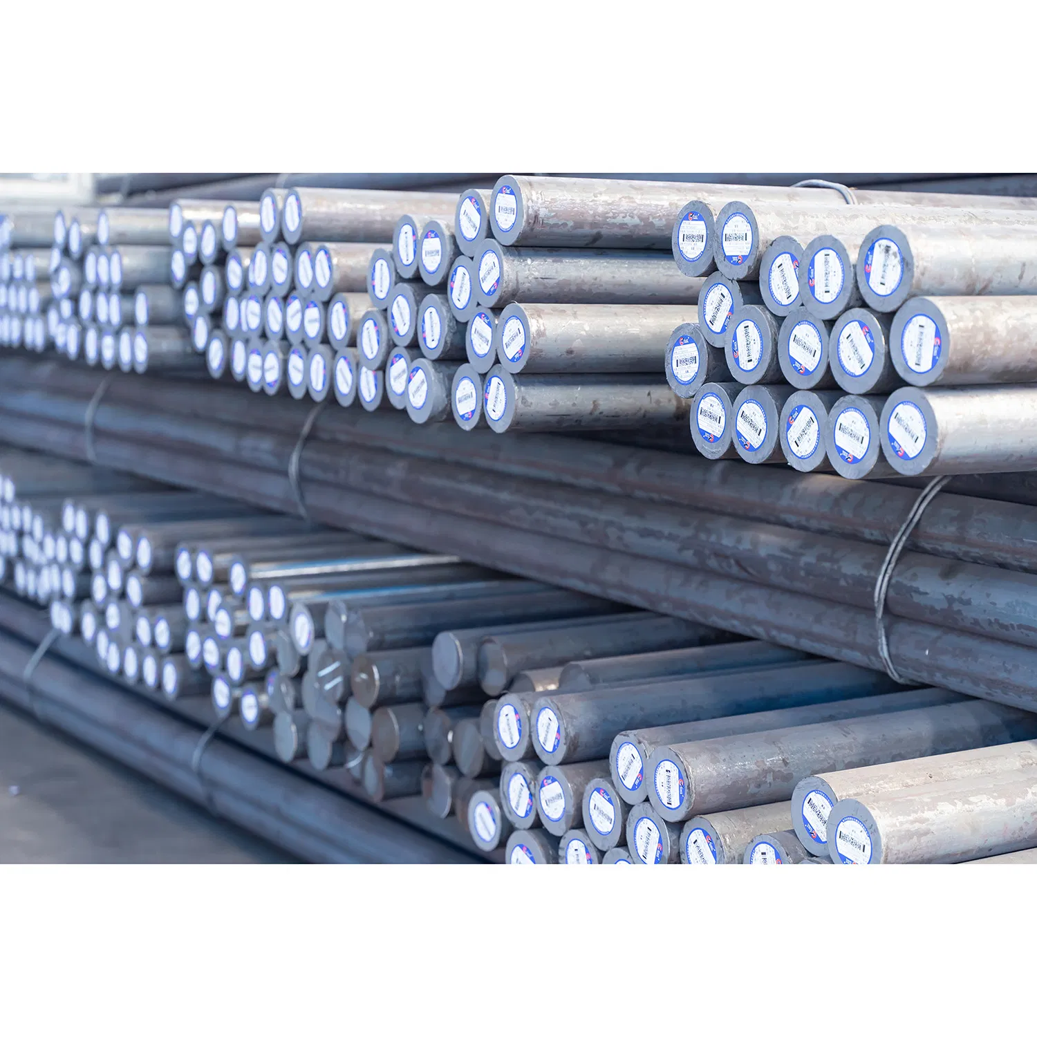 Стальной круглый пруток из высокоуглеродистой легированной стали