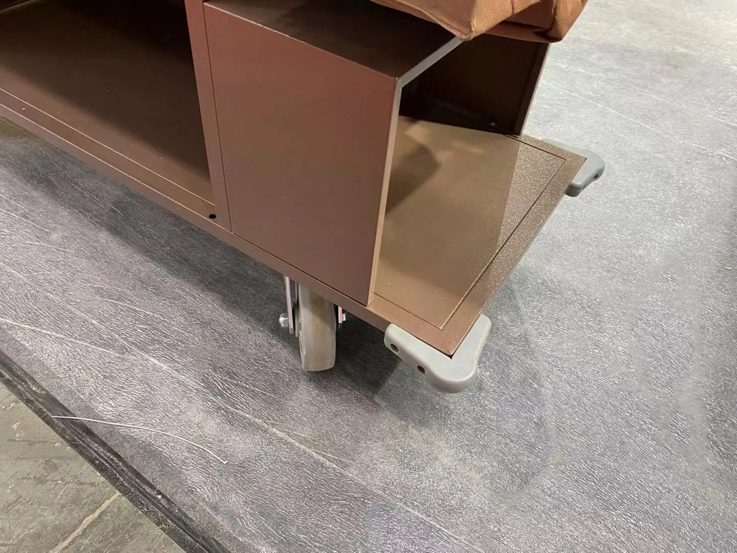 Premium Stainless Steel Service Trolley for Hotels and Restaurants