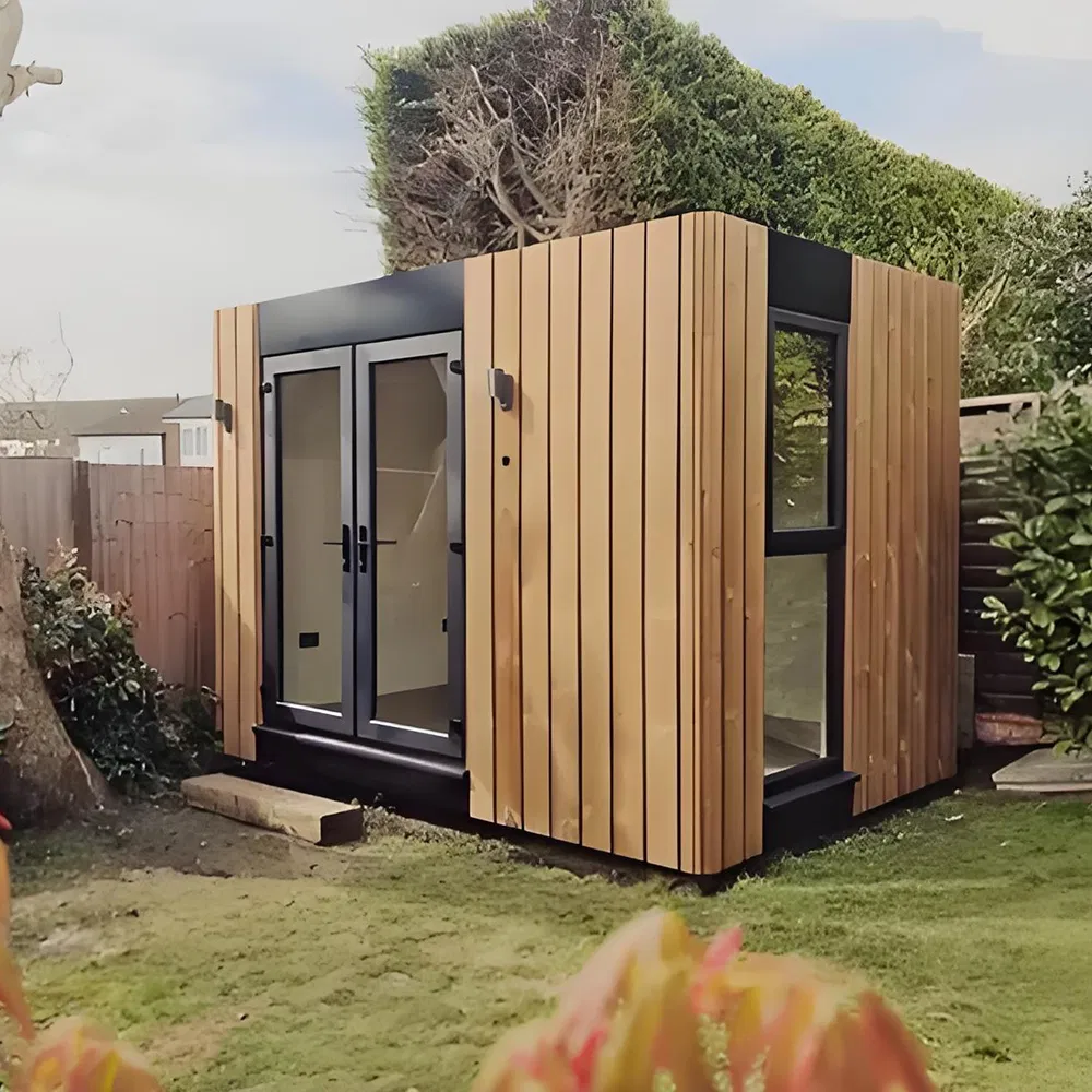 Классическая уличная квадратная сауна для семьи