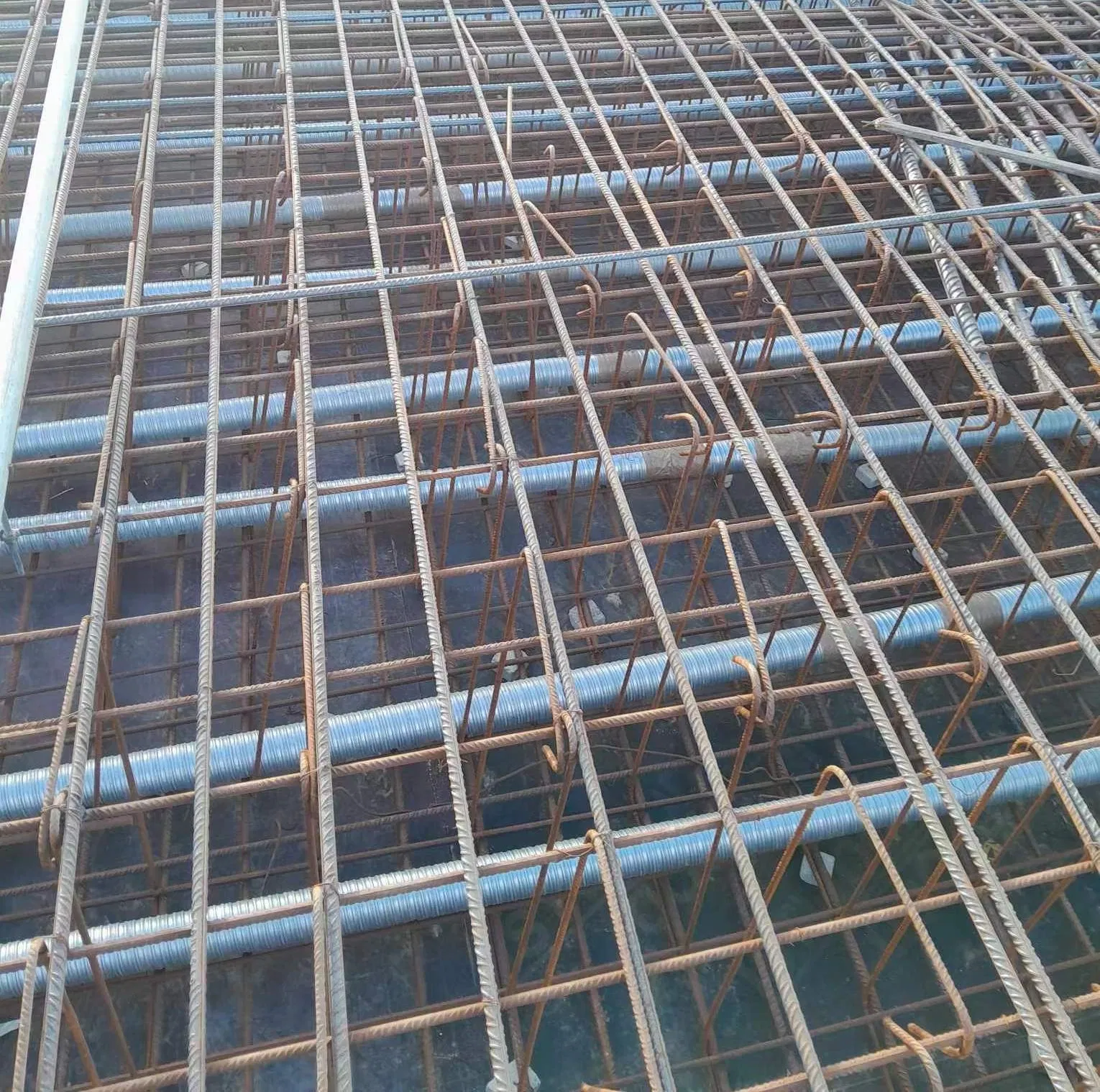 70mm High Tension Corrugated Galvanized Prestressed Steel Metal Slab for Pre-Stressed Concrete Bridge Construction