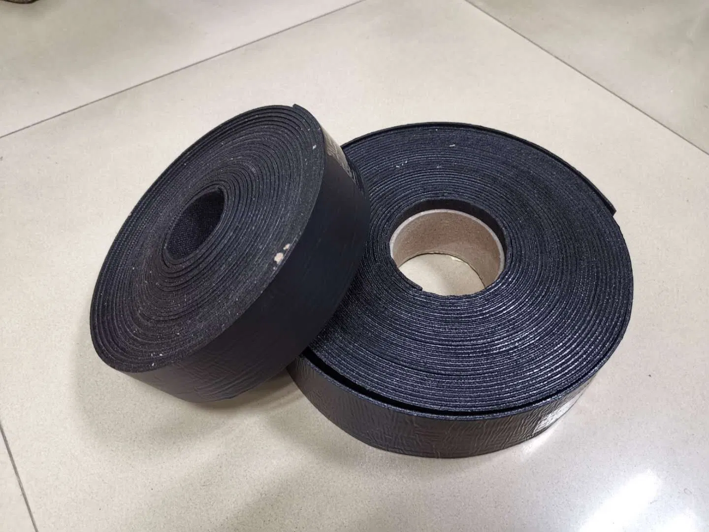 China Factory Self-Adhesive Asphalt Anti-Crack Paste