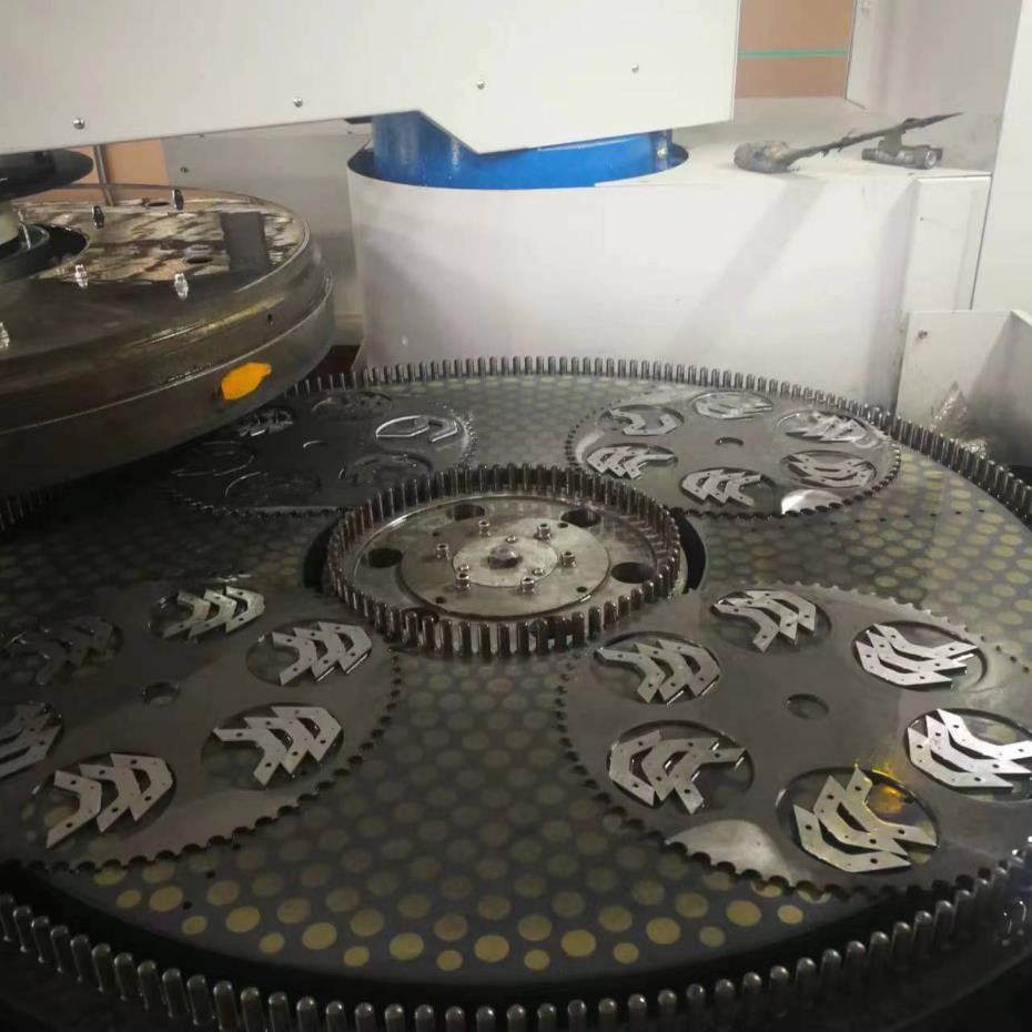 Керамическая CBN шлифовальная чашка 1000мм для легированной стали