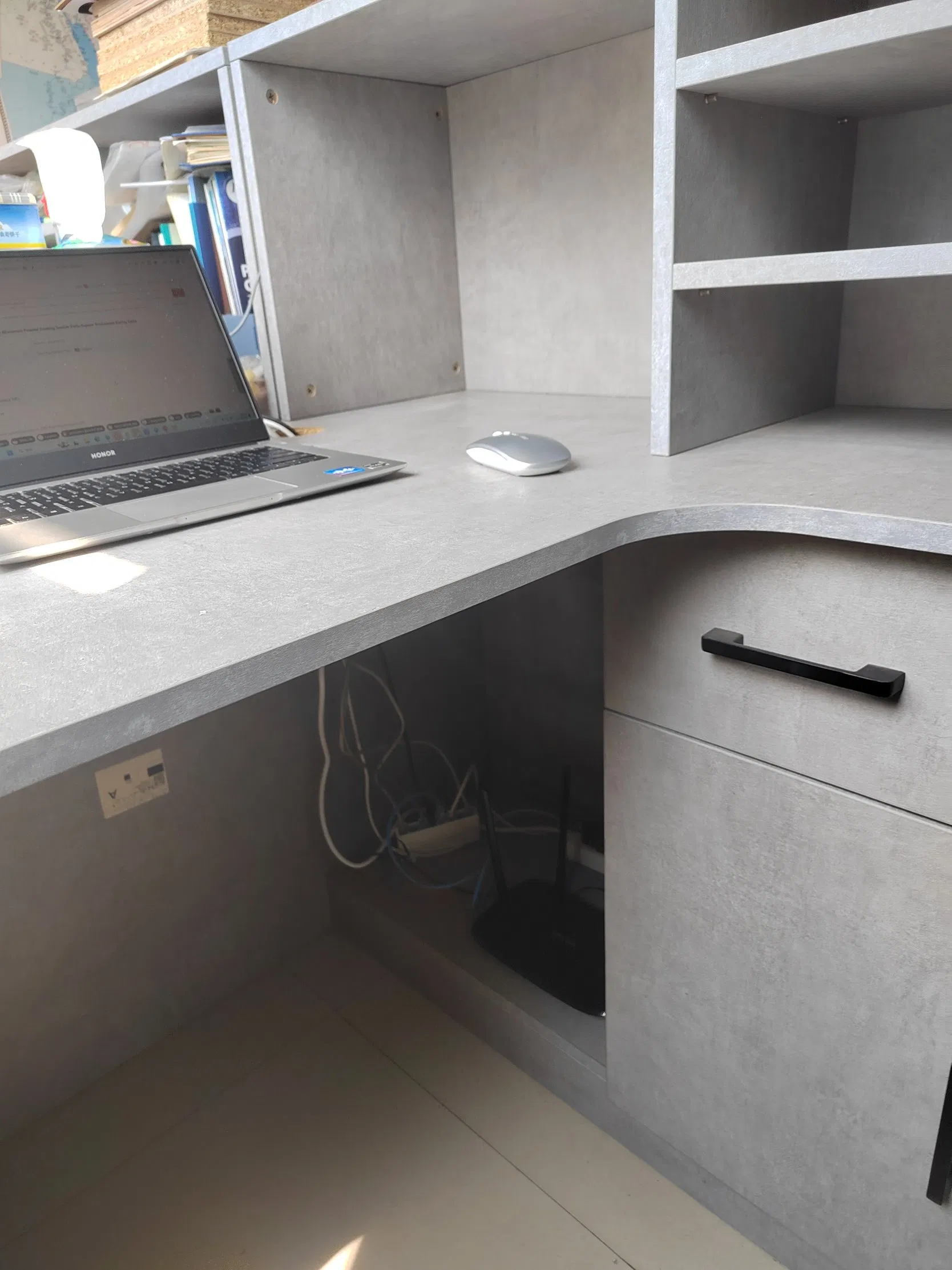 Durable Melamine Chipboard in Embossed Grey with Sustainable Features