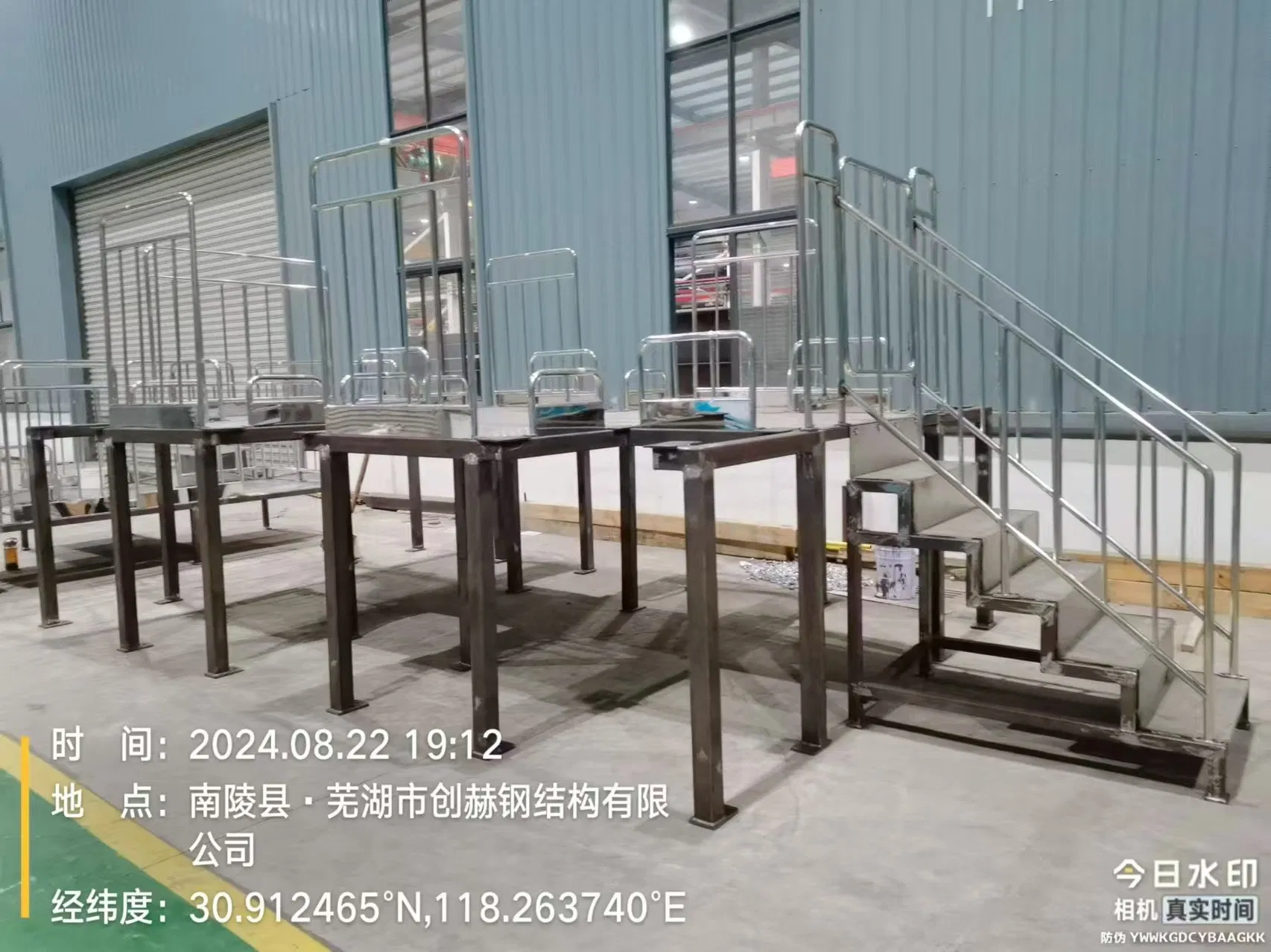 Factory Price Corrosion-Resistant Stainless Steel Staircases for Shopping Mall