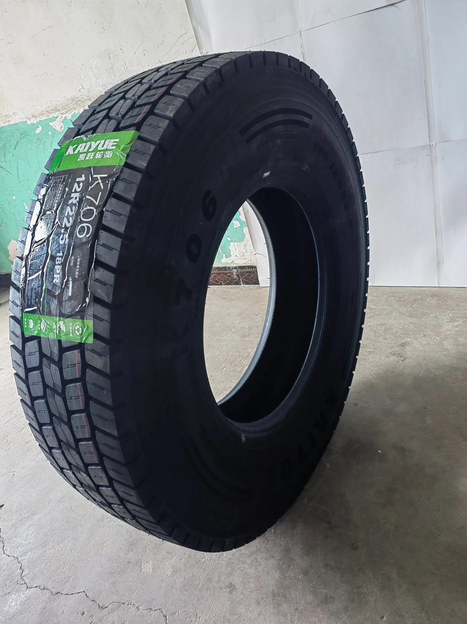 Durable All-Position Truck Tires 12R22.5 18PR