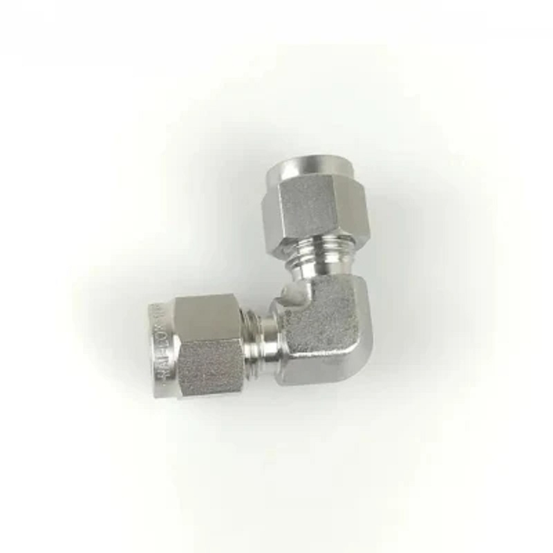 Nai-Lok 316 Stainless Steel Double Ferrule Compression Tube Fittings Reducing Union 1-1/2 in. X 1 in. Tube Od