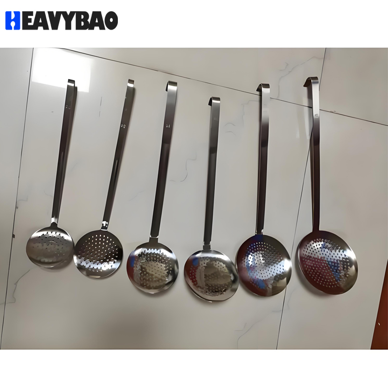 Heavybao Stainless Steel Restaurant Kitchenware Slotted Frying Spoon Ladle with Long Handle