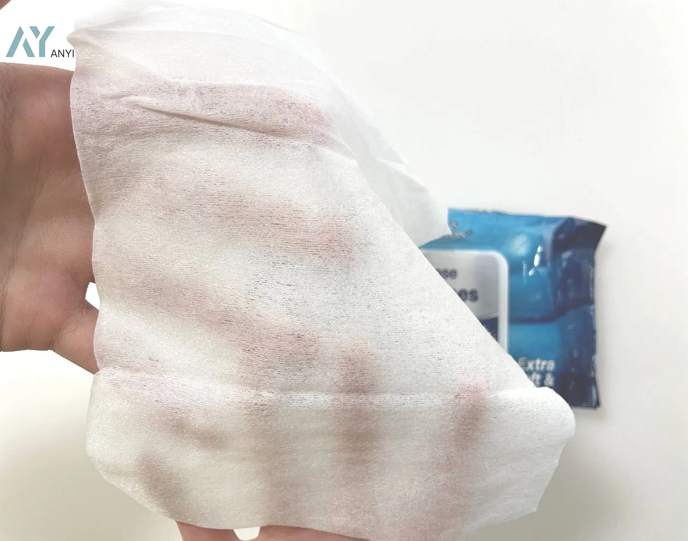 Soft and Affordable Professional Wet Wipes - China Manufacturer