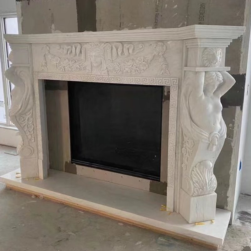 Мраморный каминный портал французского стиля