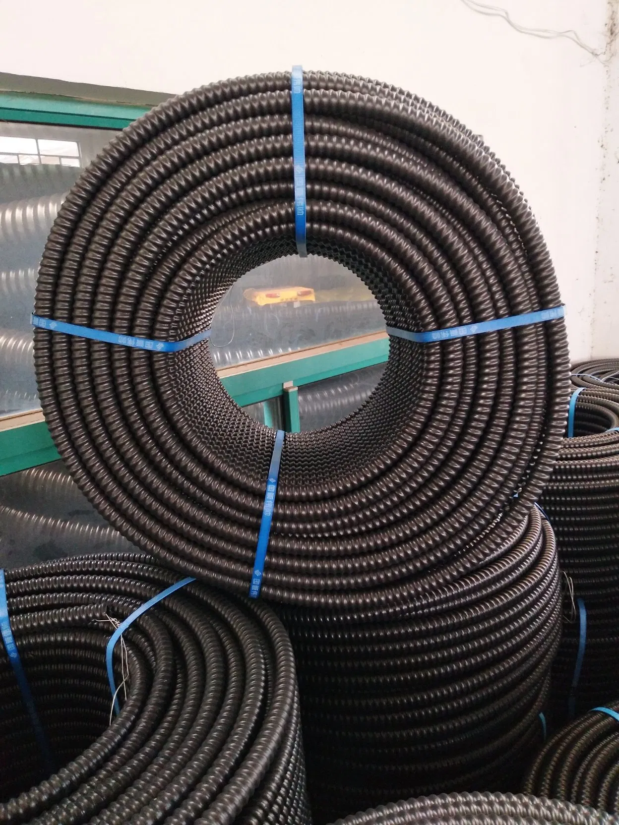 HDPE Carbon Corrugated Pipe for Underground Electrical Cable Routing