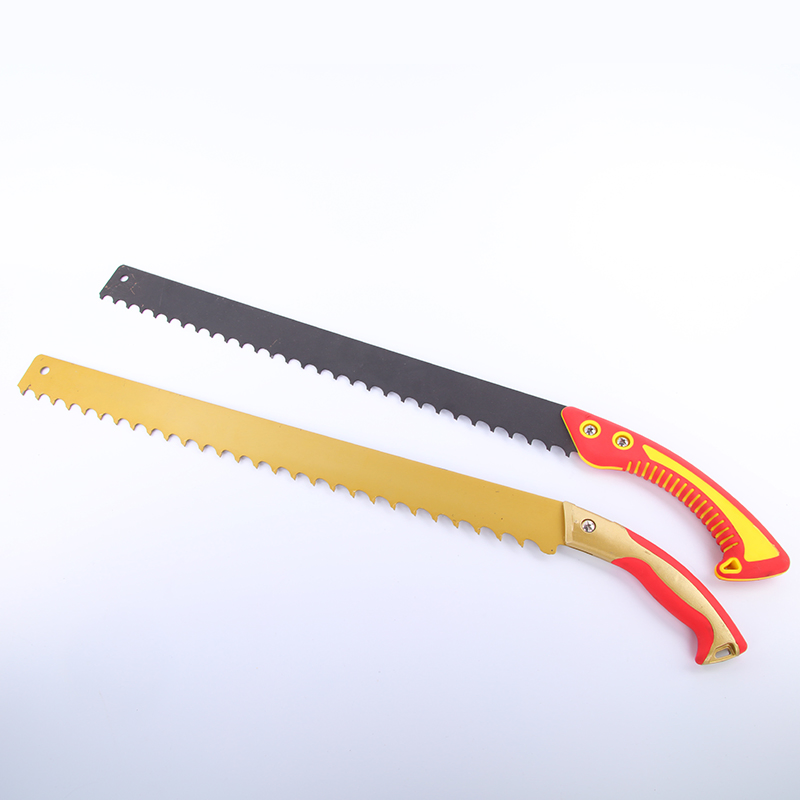 Садовый секатор с хромированным лезвием