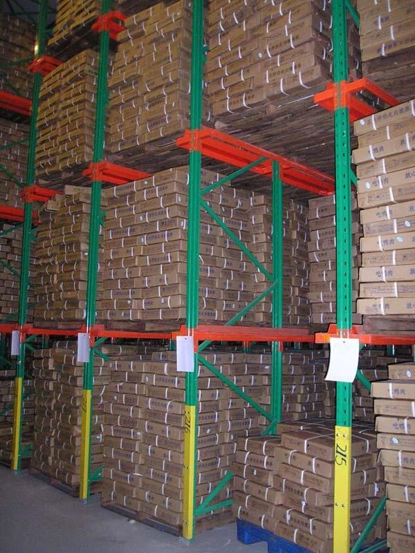 Store Goods Warehouse Storage Drive in Racking