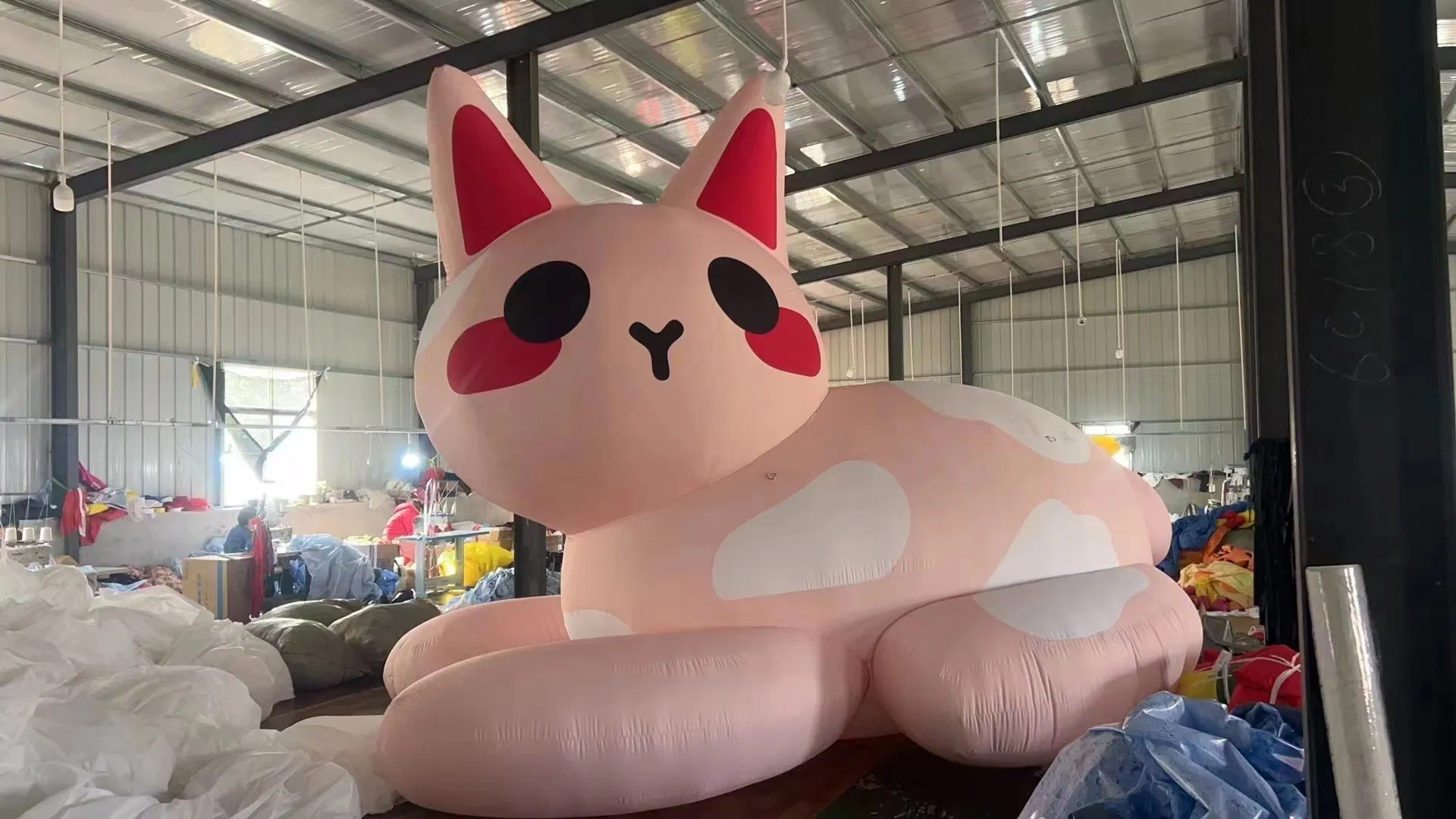 2023 New Giant Inflatable Baby Chicken Huvepharma for Sale