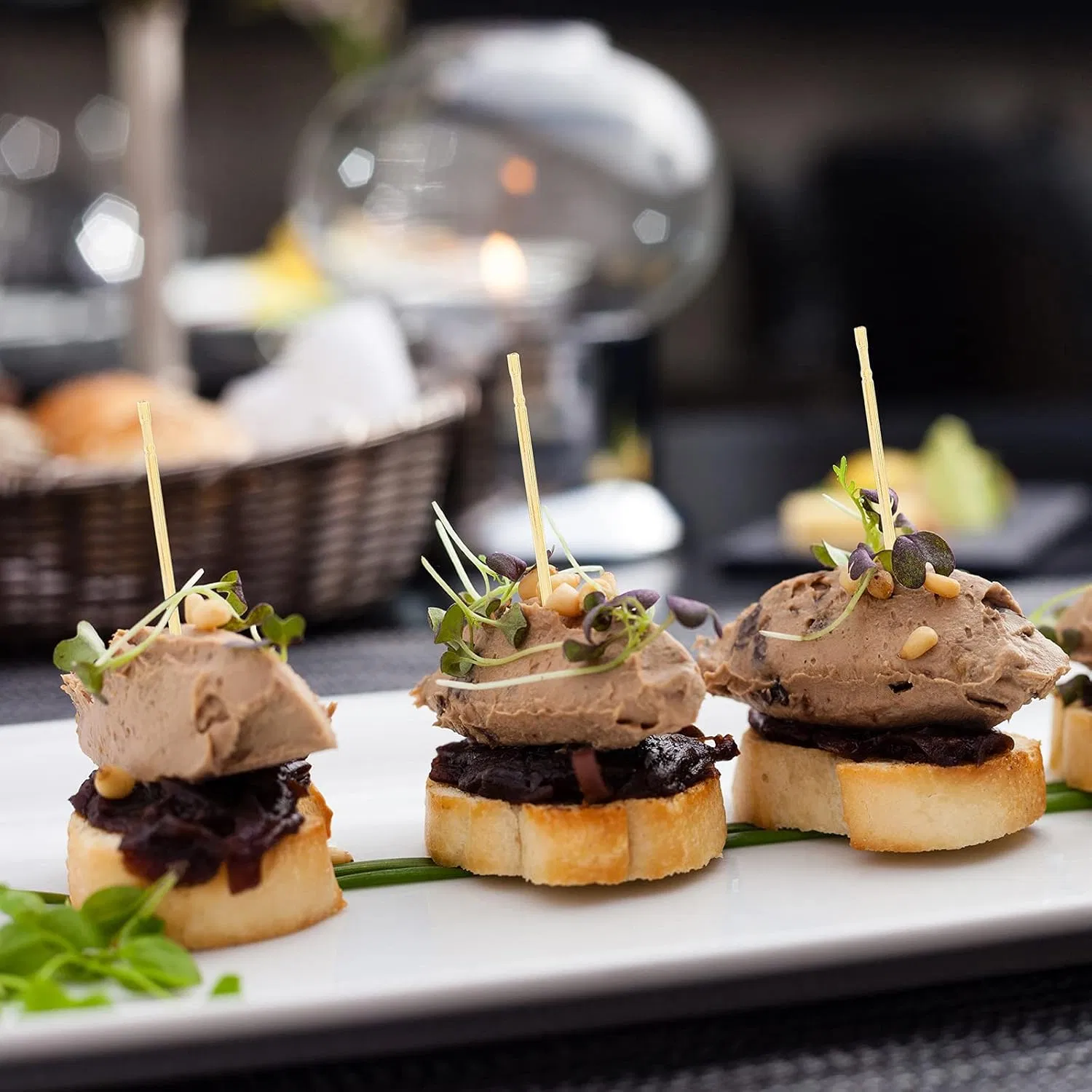 100% Natural Disposable Bamboo Toothpicks, as Eco-Conscious Choices, Contribute to a Sustainable Future