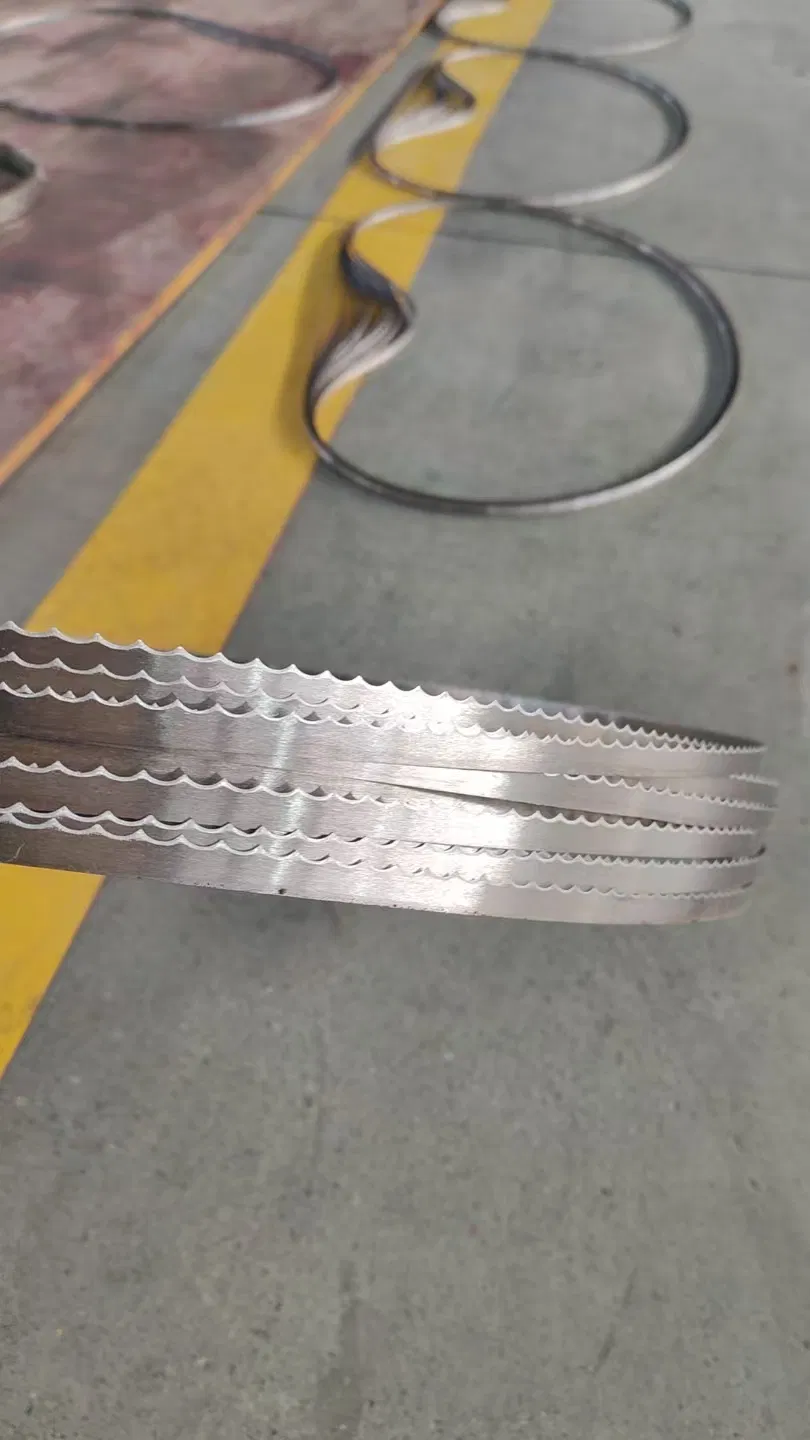 Пила для хлеба и поролона Scallop Blade