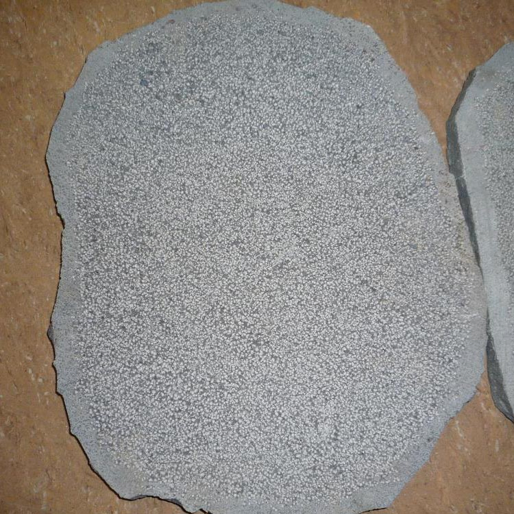 Flamed/Bush-Hammered Black Basalt Flagstone Pavers for Outdoor Garden Pavers