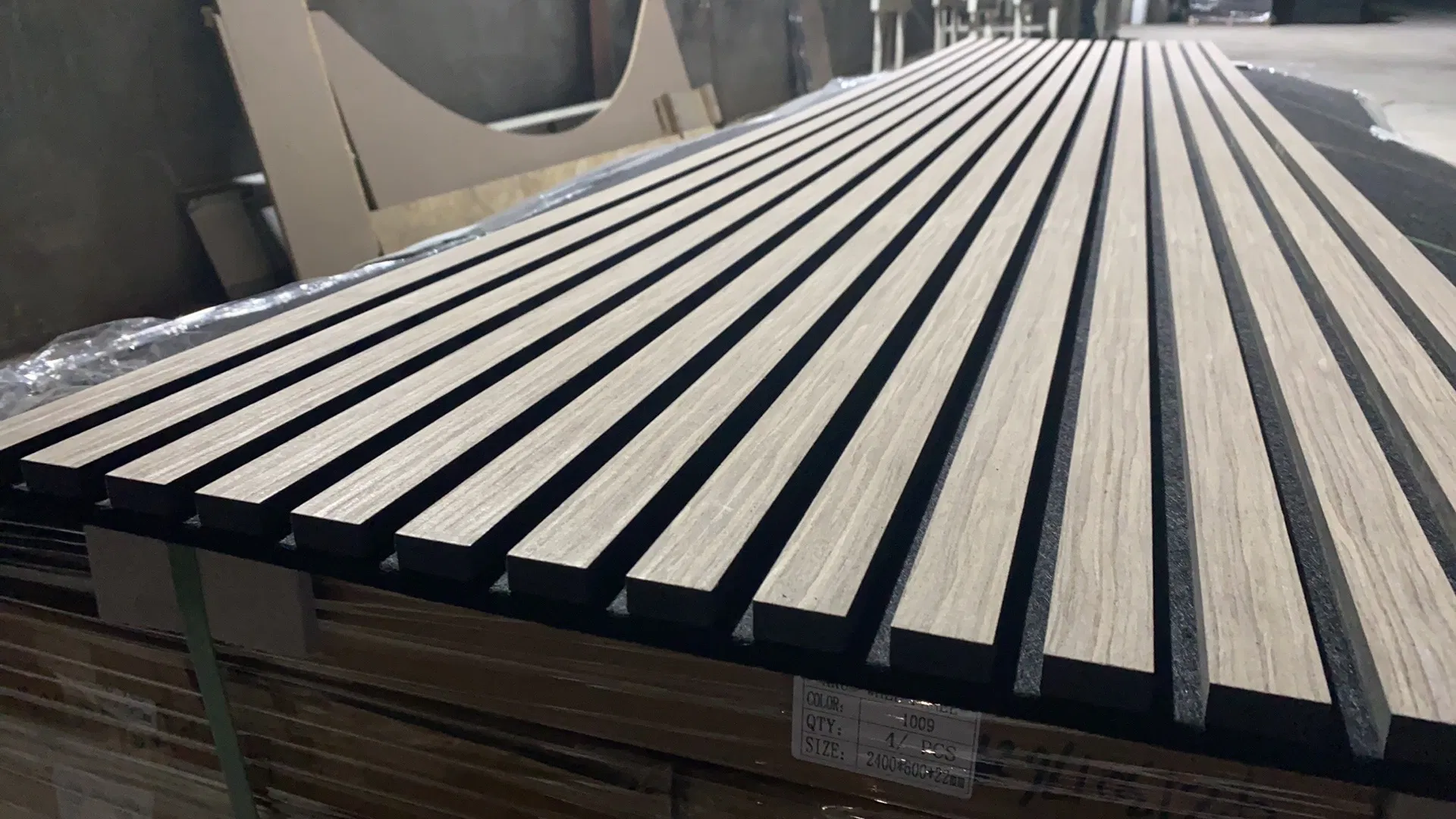 Eco-Friendly Interior Design Akupanels Sheet Rustic Wooden Veneer Slats Acoustic Wall Panels