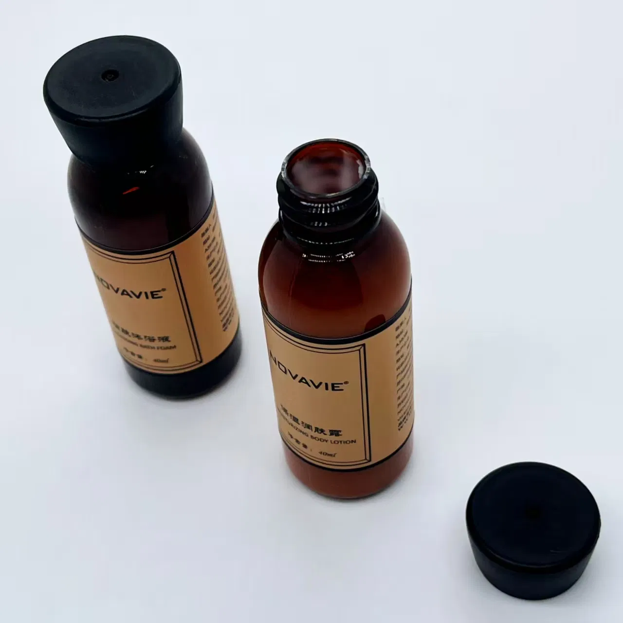 High-Quality Hotel Toiletries in Bottles for Guests 02
