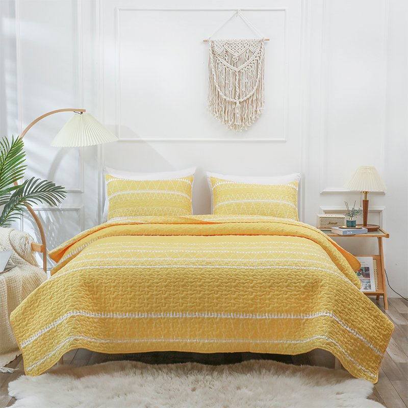 Hot Sale Microfiber Quilted Customized Design Wholesale Polyester Bedspread