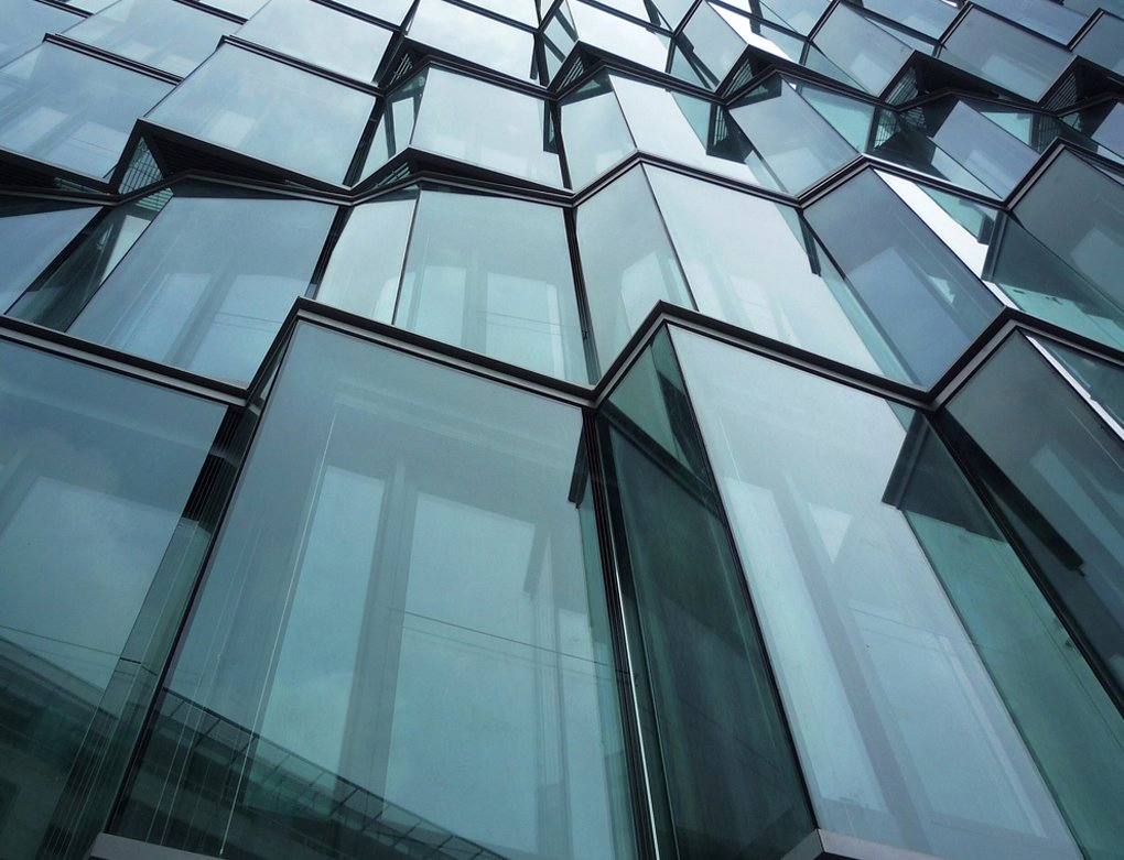 Transparent and Beautiful Curtain Wall