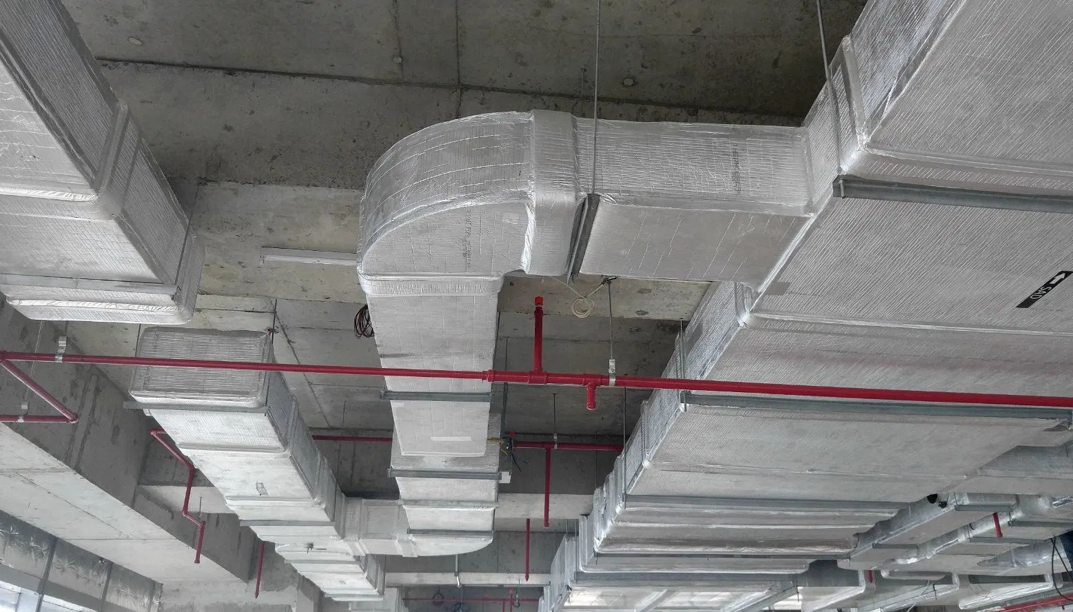 Insulation Rigid Foam Polyisocyanurate Roofing Board PIR/PF Wall Panel Polyurethane Panels Phenolic Foam