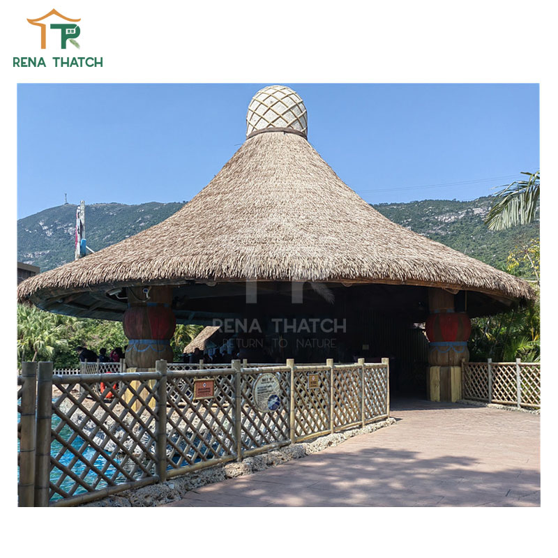 Factory Price Artificial Palm Leaf Roof Thatch Umbrella Fire Resistant Synthetic Palm Roof