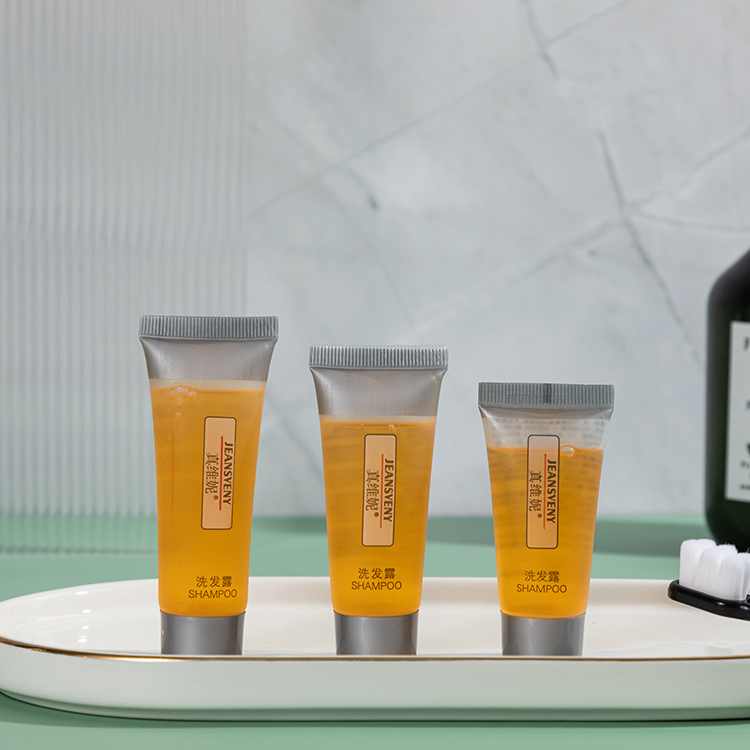 OEM/ODM Hotel Amenities Kit - Eco-Friendly Shower Gel, Hair Shampoo, Soap Bar for Ury Resorts