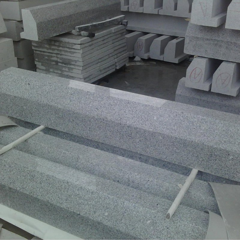 Chinese Split Edge G603 Grey Granite Kerbstone for Driveway Border/Outdoor Paving