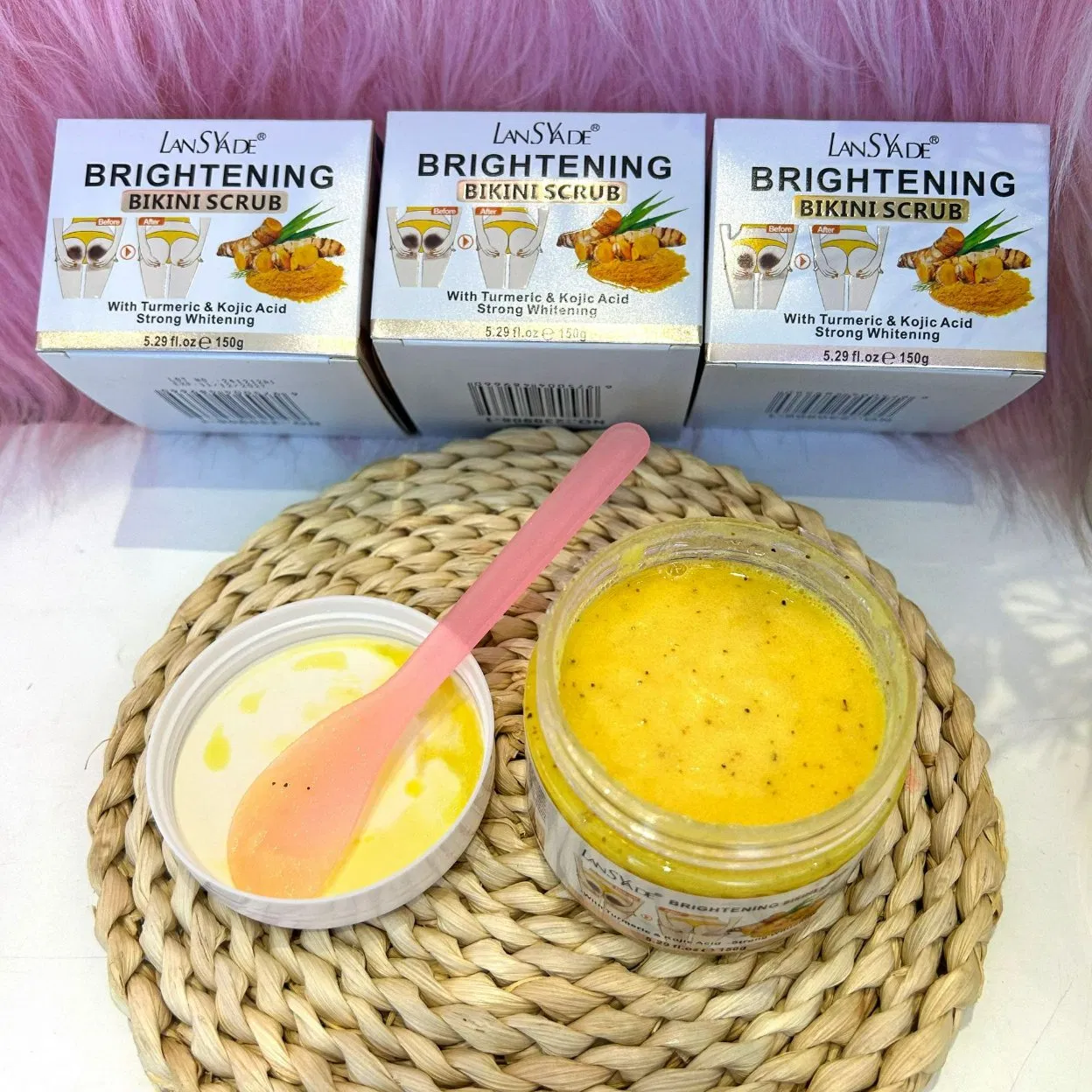 Hot Selling Natural Exfoliate Skin Whitening Body Scrub