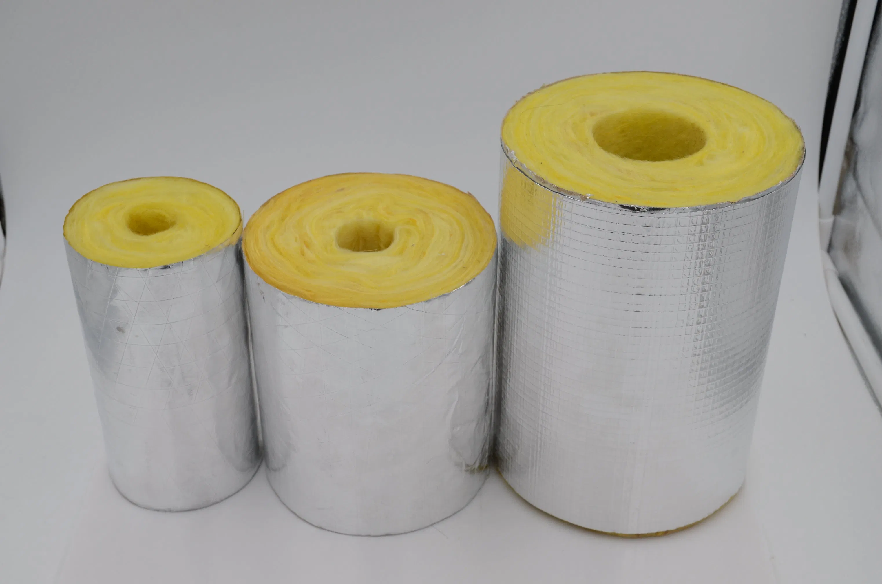 Pipe Insulation Density 64kg/M3 Fiber Glass Wool Pipe