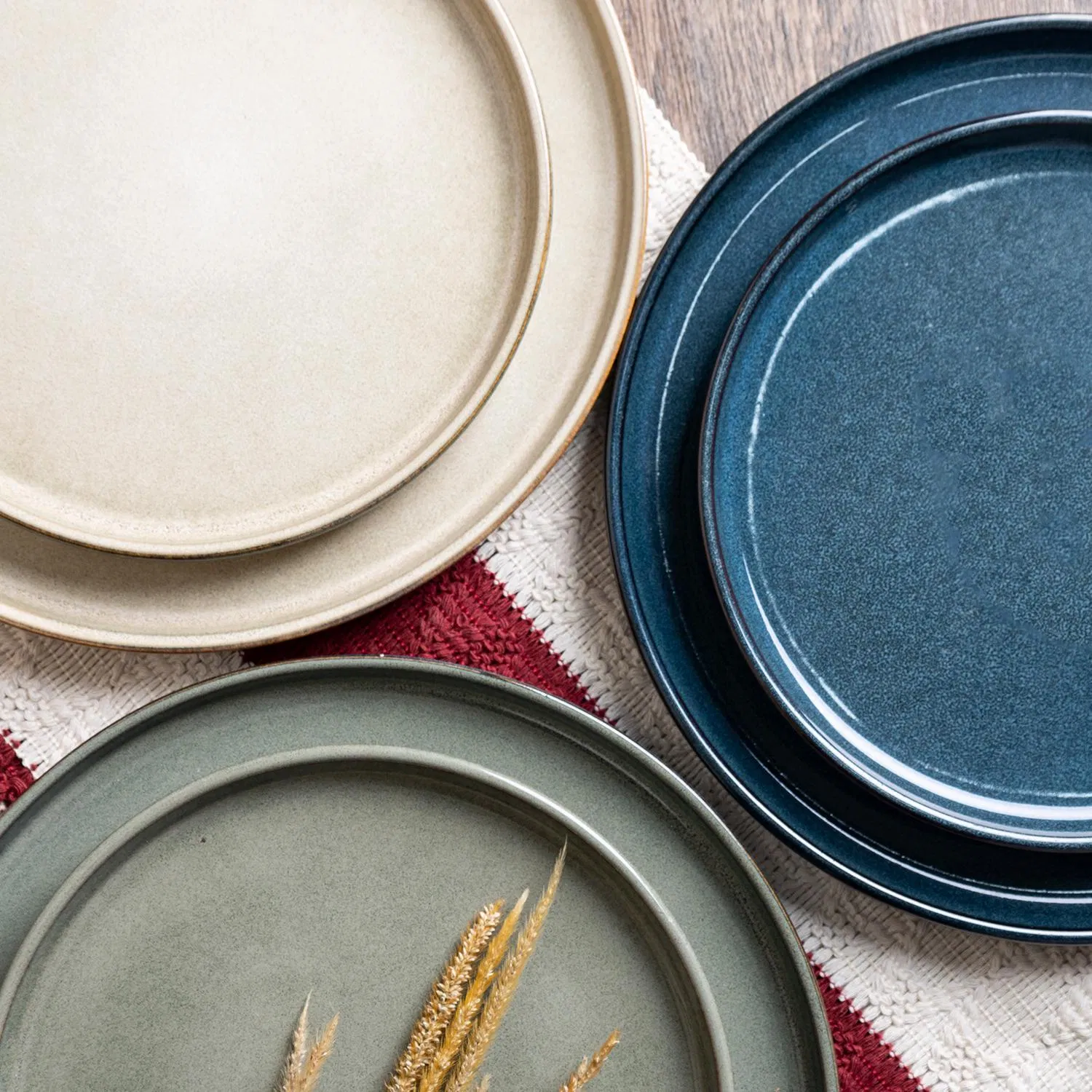 Changsha Happy Go Hot Contemporary Blue Reactive Glaze Ceramic Tableware Dinner Set