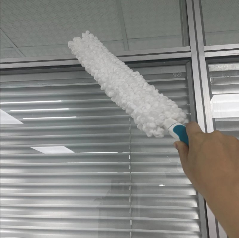 Customized Household Electrostatic Duster Kit with Rotatable PP Handle Soft Flexible Dusting Tool for Car Cleaning