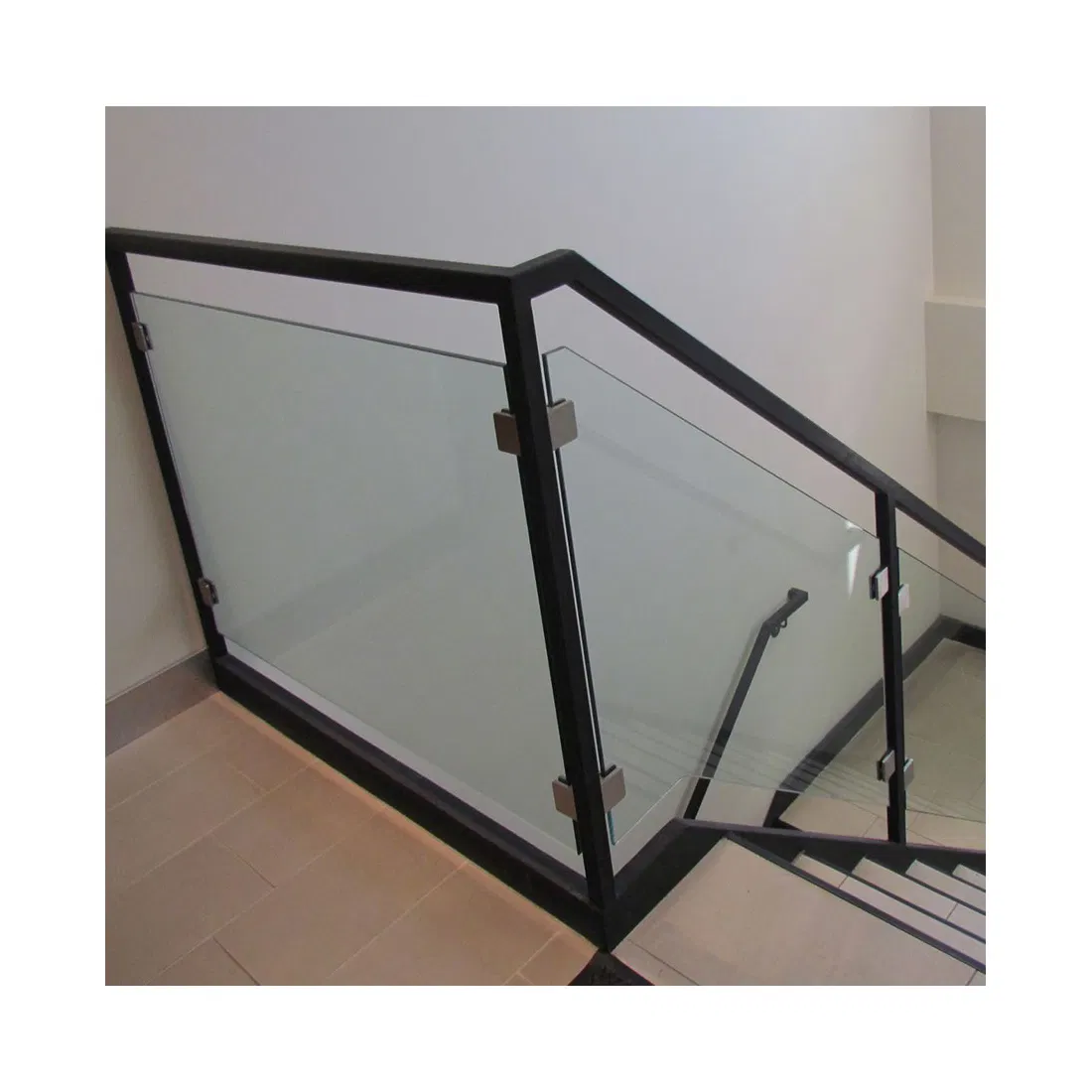 Stainless Steel Post Glass Railing Handrail Fittings Accessories International Style Stainless Steel Post Glass Railing