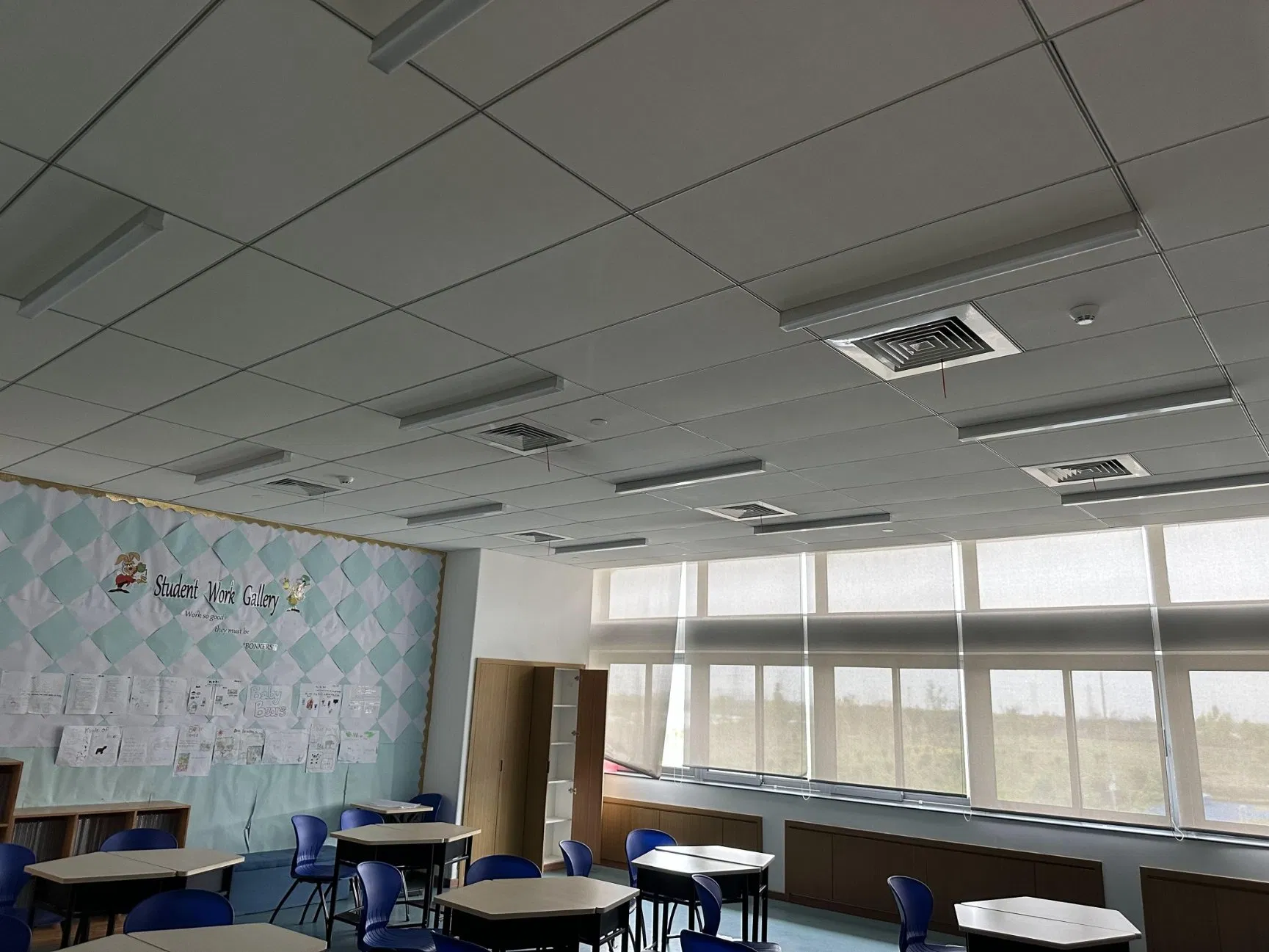 Sound Absorption Non-Combustible Ceiling Building Material Tegular Acoustic Insulation False Ceiling Panels for Hospital/Office/School Decoration