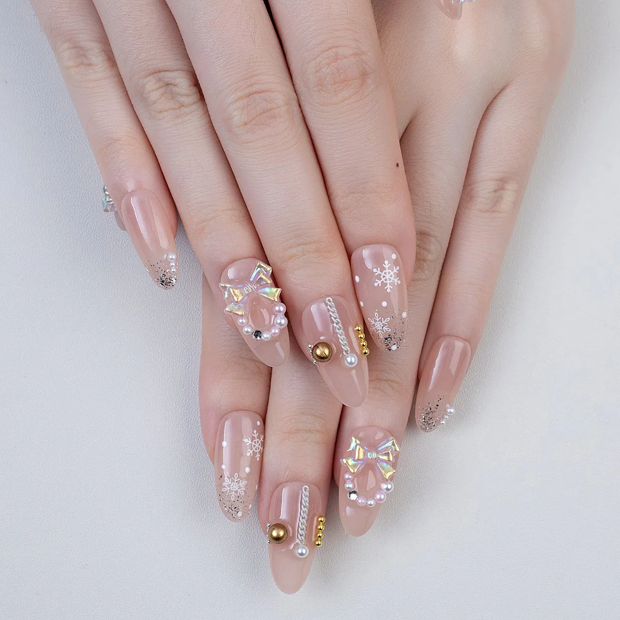 Nude Snowflake Bow Almond Press-on Nails (Christmas Pearl Design)