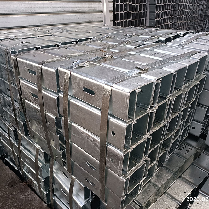 Flexible Galvanized Steel Roadside Fence Barrier for Curves Slopes Medians and Bridges with ISO9001 CE