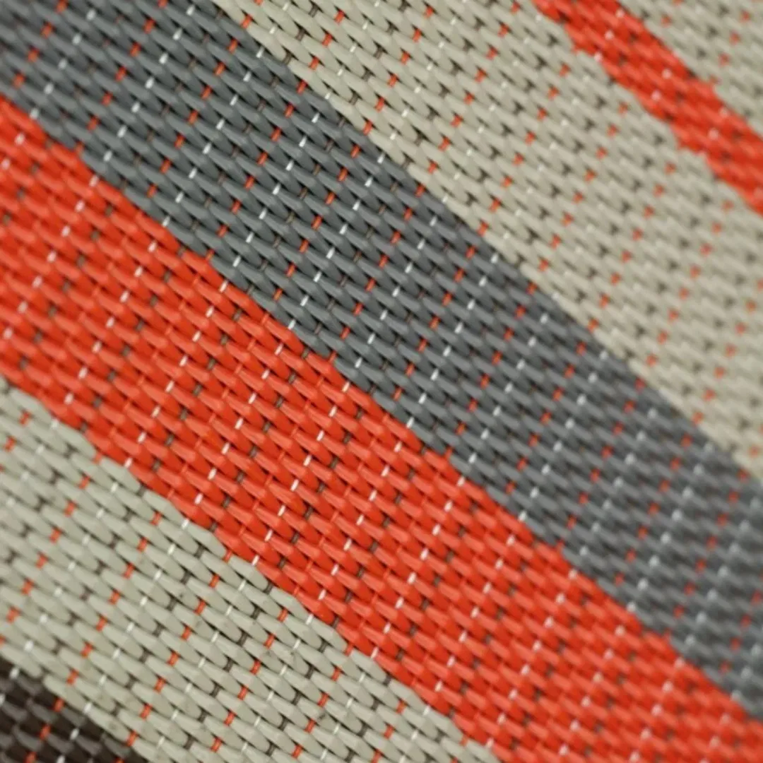 ПВХ ковровое покрытие с противоскользящим покрытием