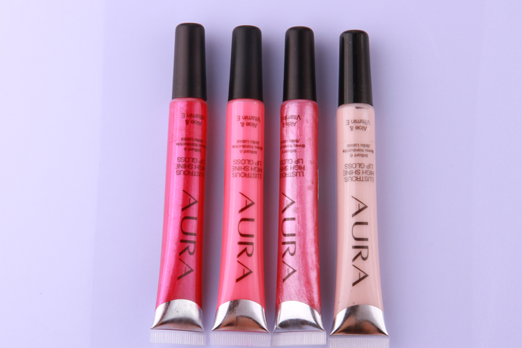 Soft Tube Liquid Lip Gloss with Matt Black Cap