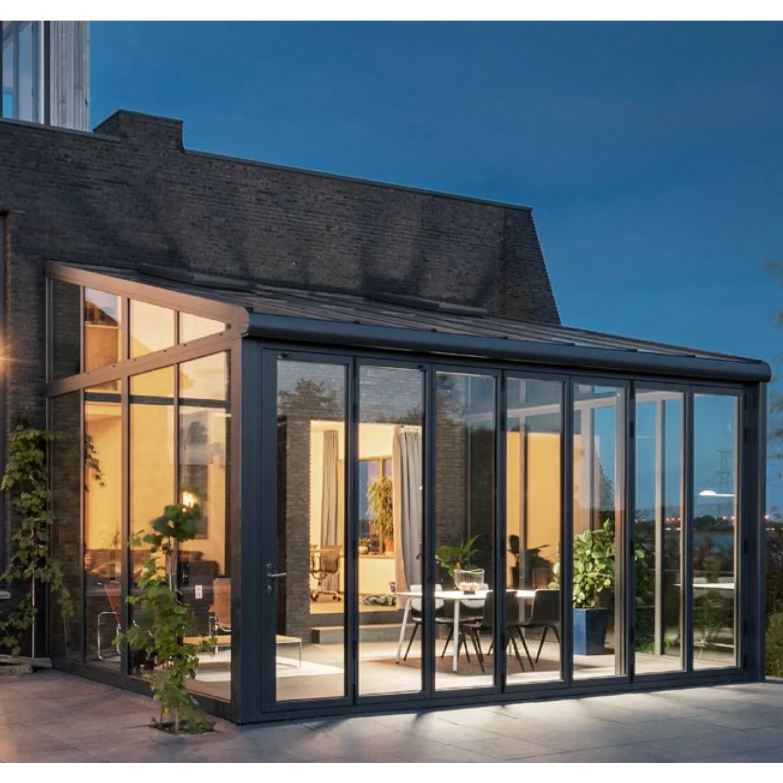 High Quality 3.0mm Thick Aluminum Sunrooms for Villa Housing Patio Terrace Balcony