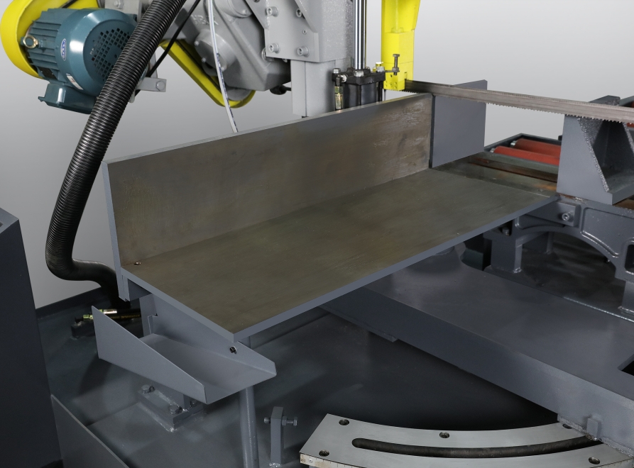 Ленточная пила по металлу полуавтоматическая горизонтальная