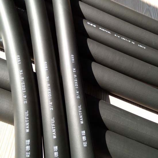 NBR Heat Insulation Pipe Foam Tube Insulation Rubber for Office Building