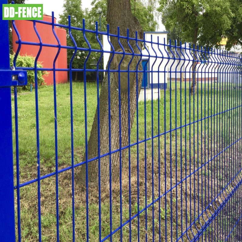 Galvanized Steel Metal 3D V Bending Welded Curved Mesh Commercial 3D Curved Wire Fence