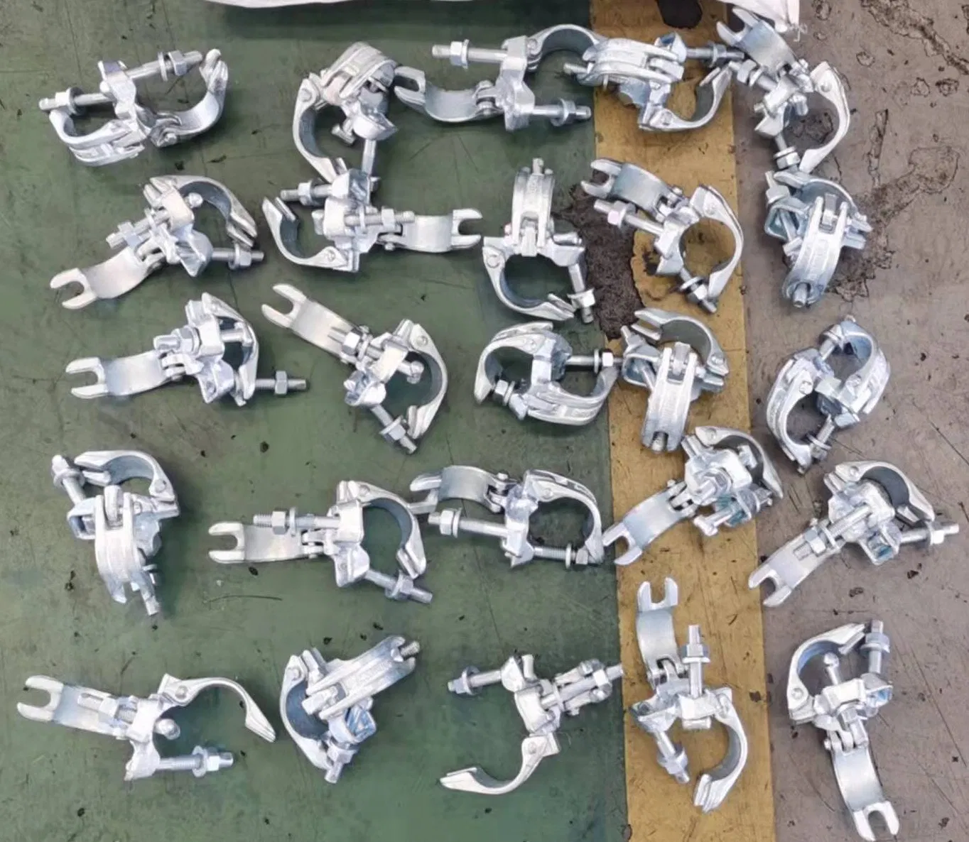 British Type Drop Forged Double Scaffolding Coupler Swivel Scaffolding Clamp