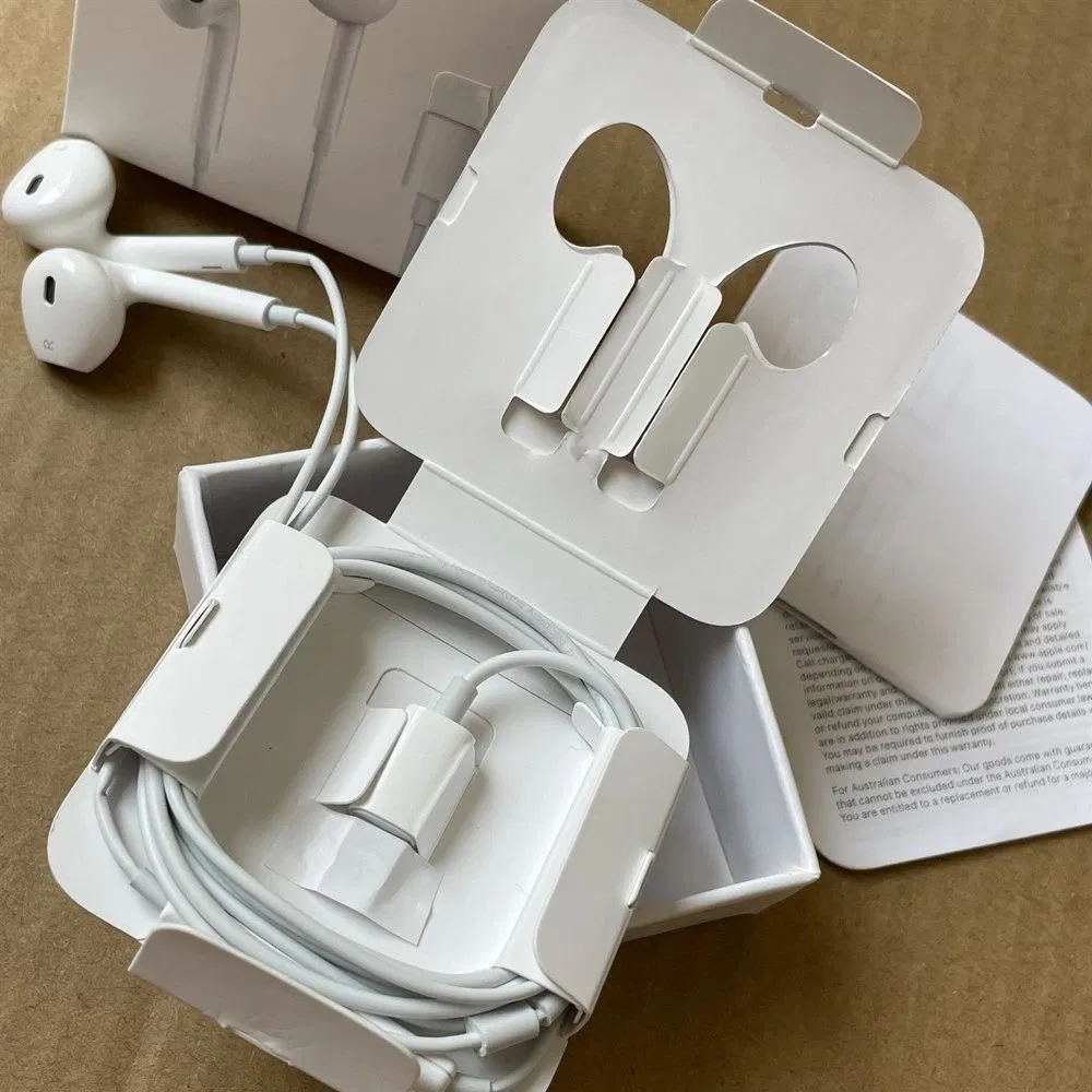 Оригинальные наушники Earpods с разъёмом USB-C