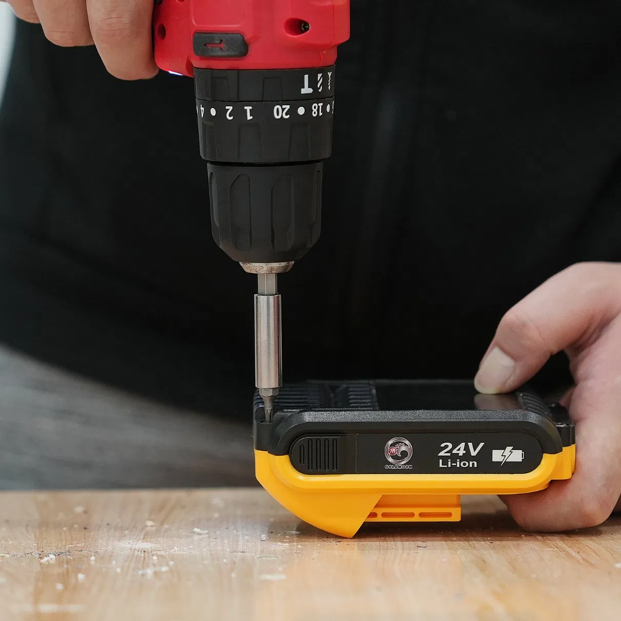 100 PCS Carbon Steel Screwdriver Tip Set