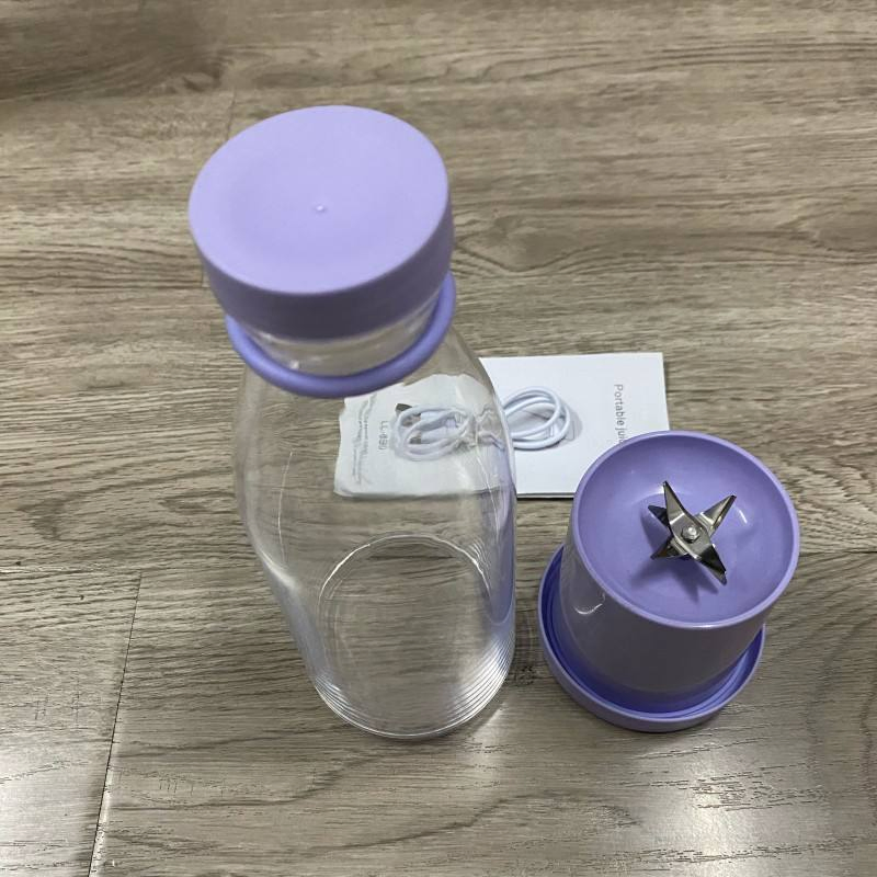 USB Rechargeable Portable Juicer Multifunctional Juice Bottle 42oml 3 in 1 Portable Blenders for Travel/Picnic/Office/Gym