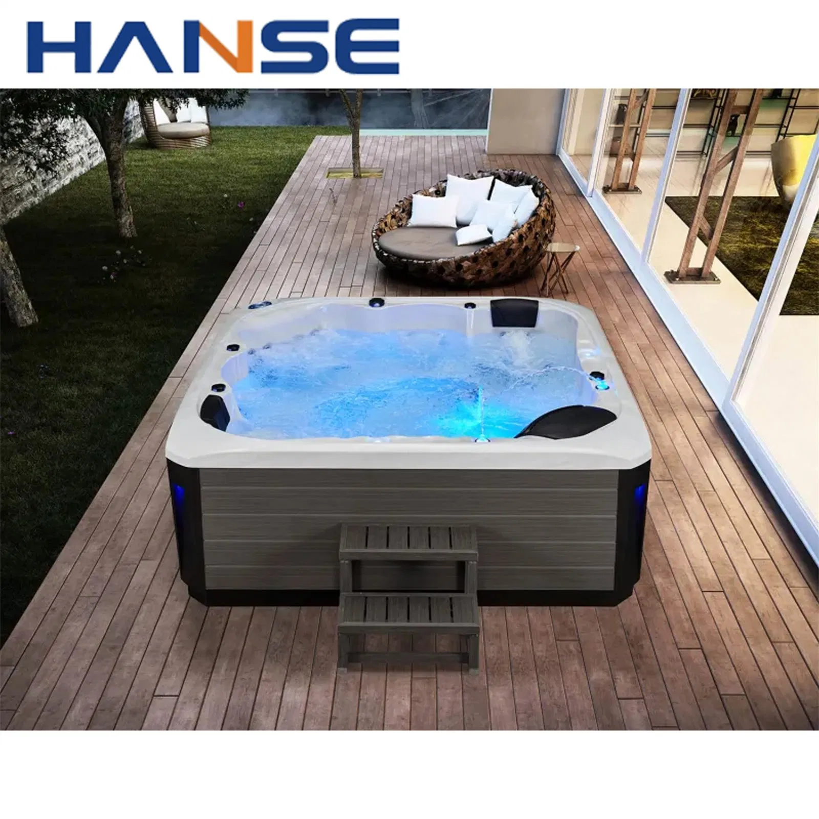 Гидромассажная ванна Whirlpool для улицы и дома