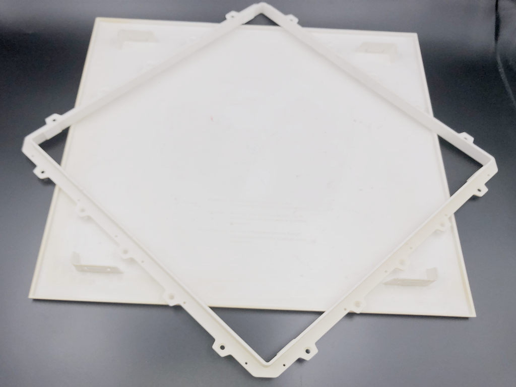 High Impact Plastic Bathroom Fittings Panel with Easy Installation and Customization